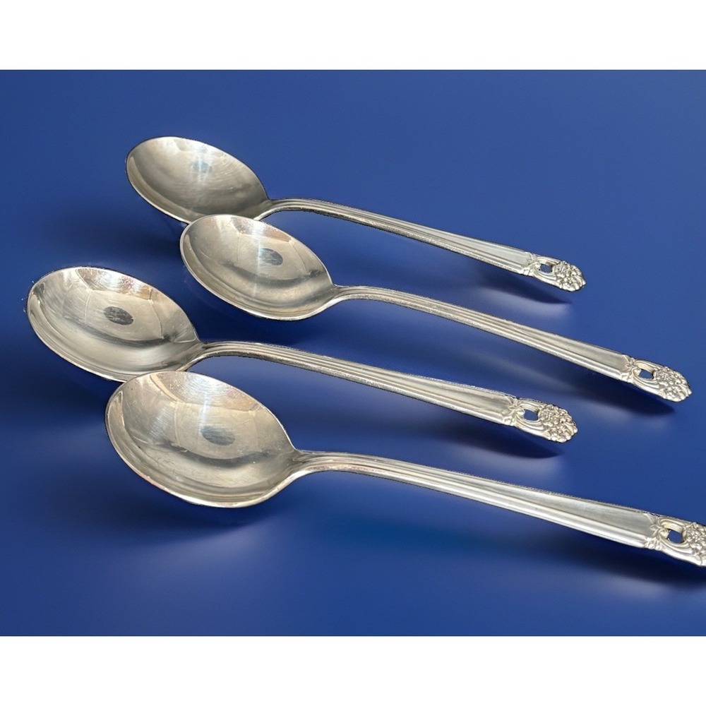 VTG 1847 Rogers Bros ETERNALLY YOURS Round Bowl Soup Gumbo Spoons Set Of 4
